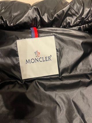 Abrigo Moncler Negro