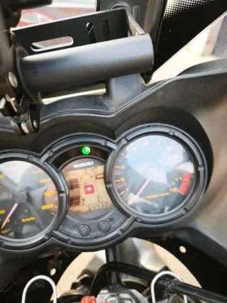 Suzuki V-Strom DL650 K7 Adventure Negra