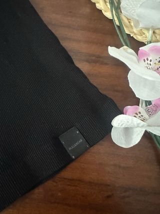 Camisetas Pull&Bear Talla S (Blanca y Negra)