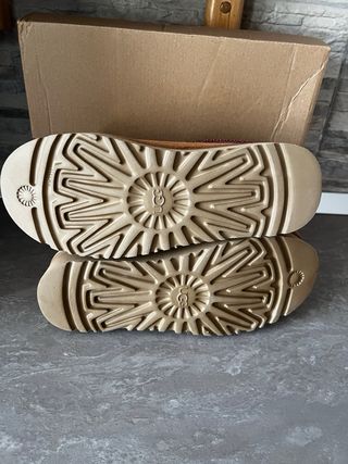 Scarponcini UGG marroni