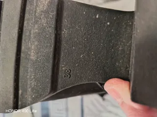 Botines negros con cremallera