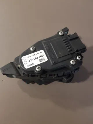 Sensor de posicion del pedal del acelerador