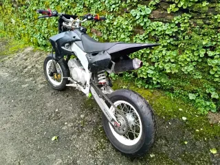 Pit Bike SM 125 Supermotard Negra