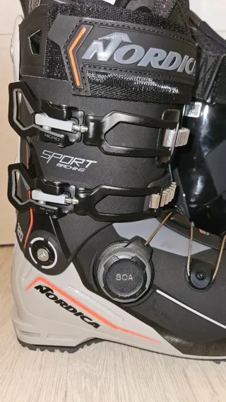Botas Esquí Nordica Sportmachine Boa Flex 120.