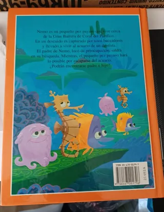 Libro buscando a nemo