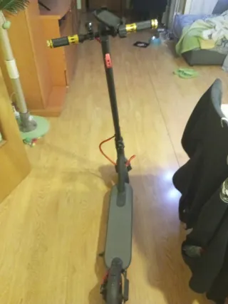 Patinete eléctrico plegable