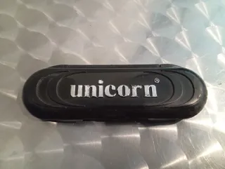 Dardos UNICORN con estuche
