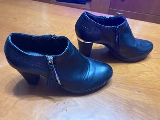 Botines de tacón negros