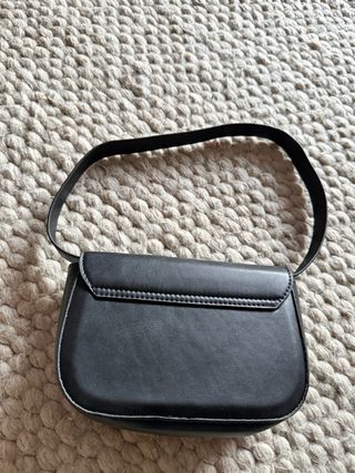 Bolso Diesel negro con logo