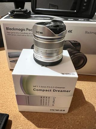 Cámara Blackmagic 4K + 2 objetivos y filtros