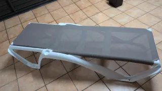 Tumbona Resol Acqua gris/blanca