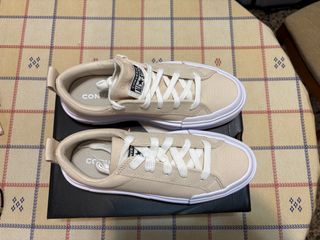 Converse Chuck Taylor Cruise Unisex Beige
