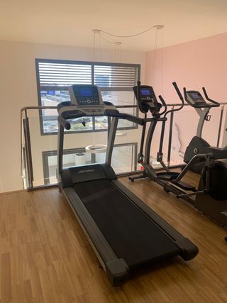 Cinta de Correr Life Fitness T3 Go Profesional