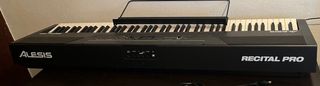 Piano Digital Alesis Recital Pro