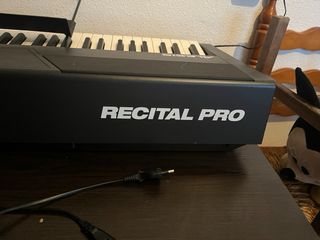 Piano Digital Alesis Recital Pro