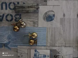 Manivelas de puerta de latón