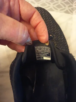 Zapatillas Skechers Mujer Negro y Dorado