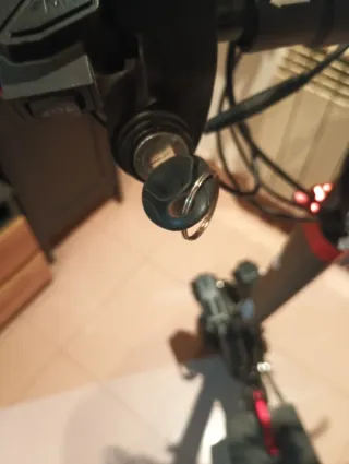 Patinete iX4 para Piezas tiene varios problemas