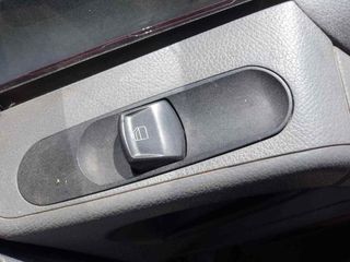 Botónera Elevalunas Mercedes Vito W639