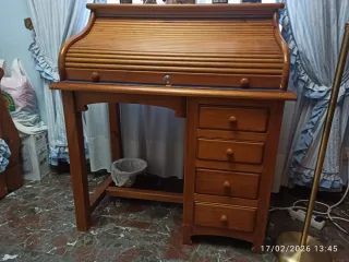 Dormitorio madera maciza marrón