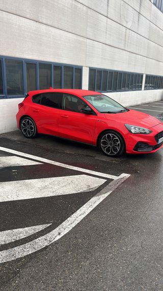 Ford Focus st line 1.5 150 CV