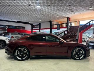 Porsche Taycan 4S 390 kW (530 CV)
