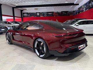 Porsche Taycan 4S 390 kW (530 CV)