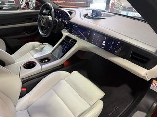 Porsche Taycan 4S 390 kW (530 CV)