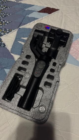 Gimbal Zhiyun Cinepeer para teléfono