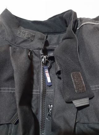 Chaqueta (T.L) y pantalón de motorista impermeable