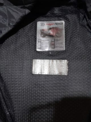 Chaqueta (T.L) y pantalón de motorista impermeable