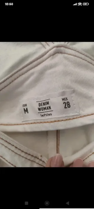 Peto vaquero blanco con estampado