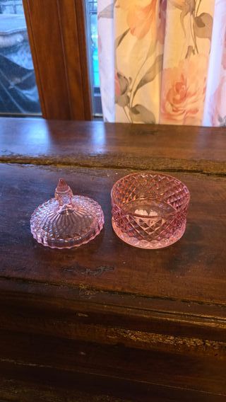 Portacaramelle in vetro rosa