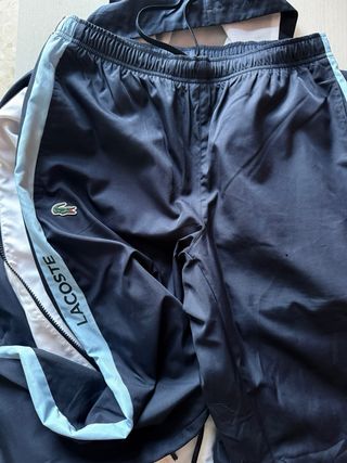 Chaqueta Lacoste Azul y Blanca con Capucha