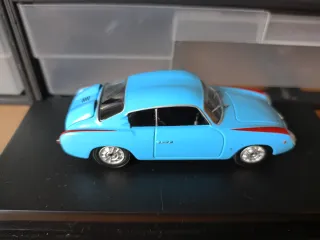Fiat 750 Abarth coupé escala 1/43