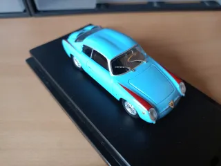 Fiat 750 Abarth coupé escala 1/43