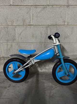 Bici sin pedales azul