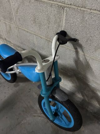 Bici sin pedales azul
