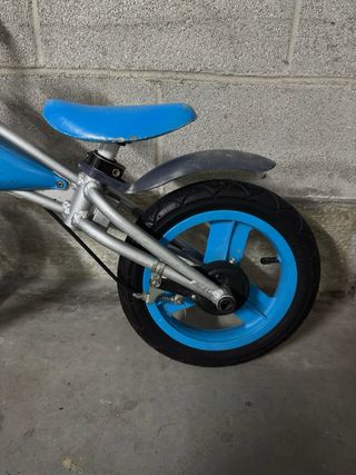 Bici sin pedales azul