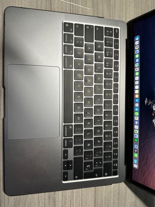 MacBook Air M1 2020 Gris Espacial (96%)