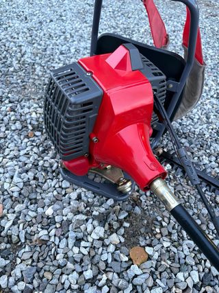 Tagliasiepe spalleggiato Efco 8405 HT