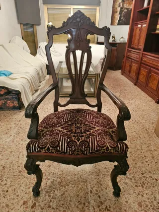 Sillón Clásico Estilo Luis XV - Madera Tallada