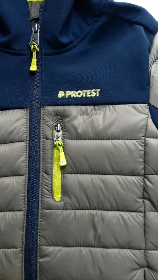 Chaqueta Protest niño