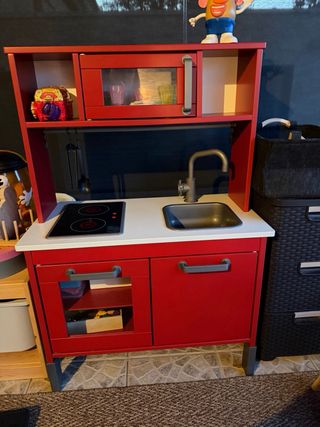 Cocinita de Juguete Roja