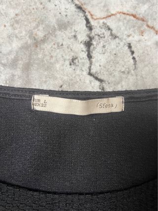 Blusa Sfera Negra Texturizada