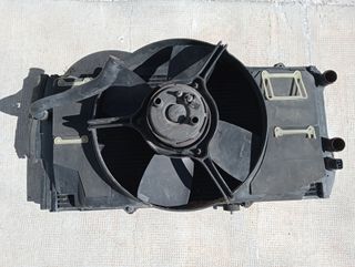 Radiador Audi 100 C3 con ventilador y cubierta