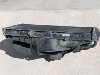 Radiador Audi 100 C3 con ventilador y cubierta