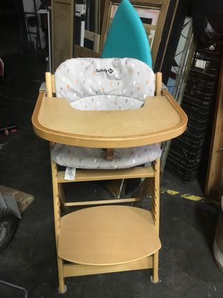 Trona de madera Safety 1st