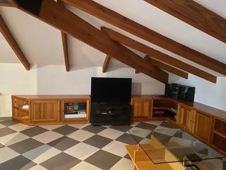 Conjunto Muebles Bajos Madera.