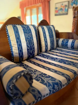 Exclusivo sofá de madera